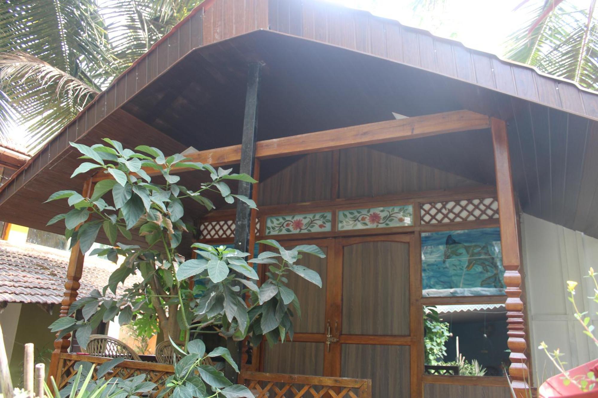Monsoon Inn 2*